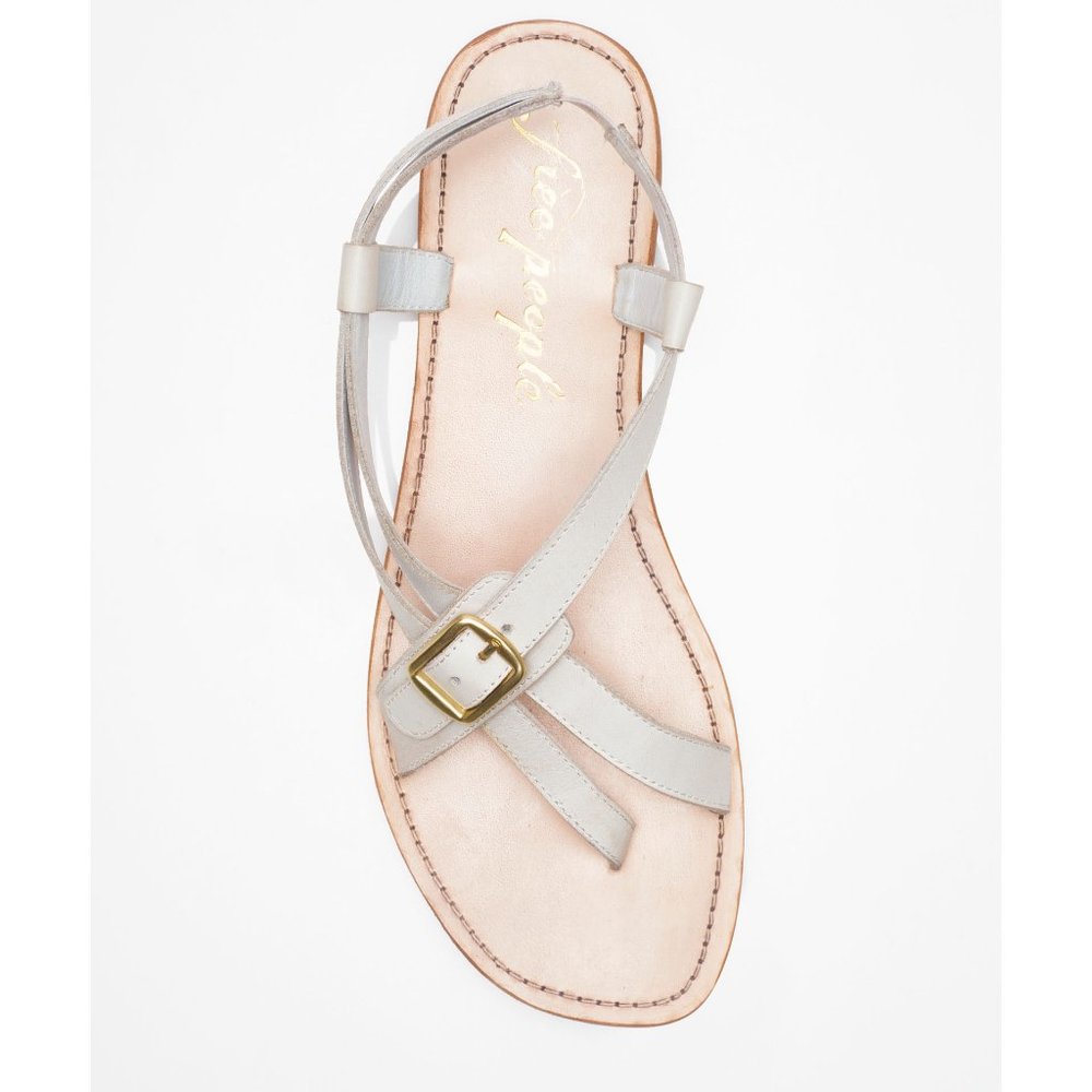 🎉LAST CHANCE🎉 FREE PEOPLE La Risa Flat Sandals / White - Picture 8 of 10